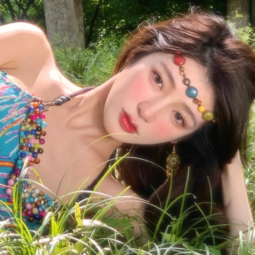 好女三头瞒封面